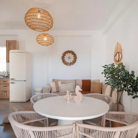 Prázdninový dům Pounta ,2br W Shared Pool,fiora I