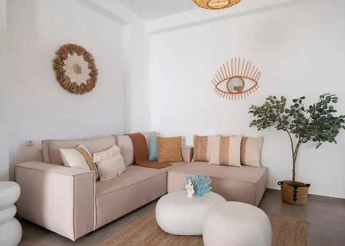 Pounta ,2Br Apartment W Shared Pool,Fiora I Vakantiehuis Pounda