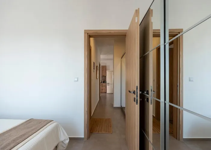 Pounta ,2Br Apartment W Shared Pool,Fiora I