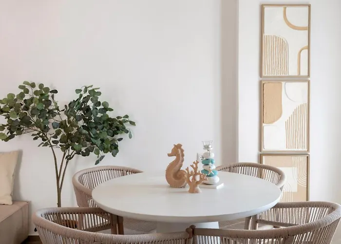 Pounta ,2Br Apartment W Shared Pool,Fiora I Vakantiehuis *