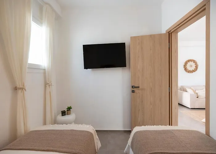 Vakantiehuis Pounta ,2Br Apartment W Shared Pool,Fiora I *