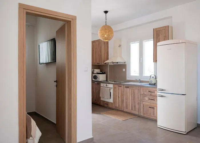 Pounta ,2Br Apartment W Shared Pool,Fiora I *